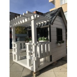 AHŞAP ÇOCUK OYUN EVİ TERASLI