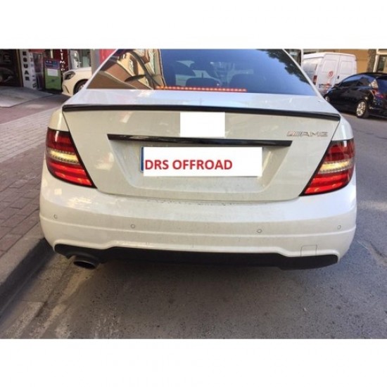 Mercedes W204(07-13)C Seri Spoiler Bagaj (Kalın) Parlak Siyah