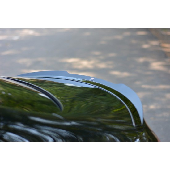 Mercedes W213 E Class Uyumlu Coupe 2D M4 Spoiler Mercedes W213 E Class Uyumlu Coupe 2D M4 Spoiler