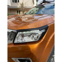 NISSAN NAVARA 2015-2019 FAR ÇERÇEVESI KAPLAMA SIYAH